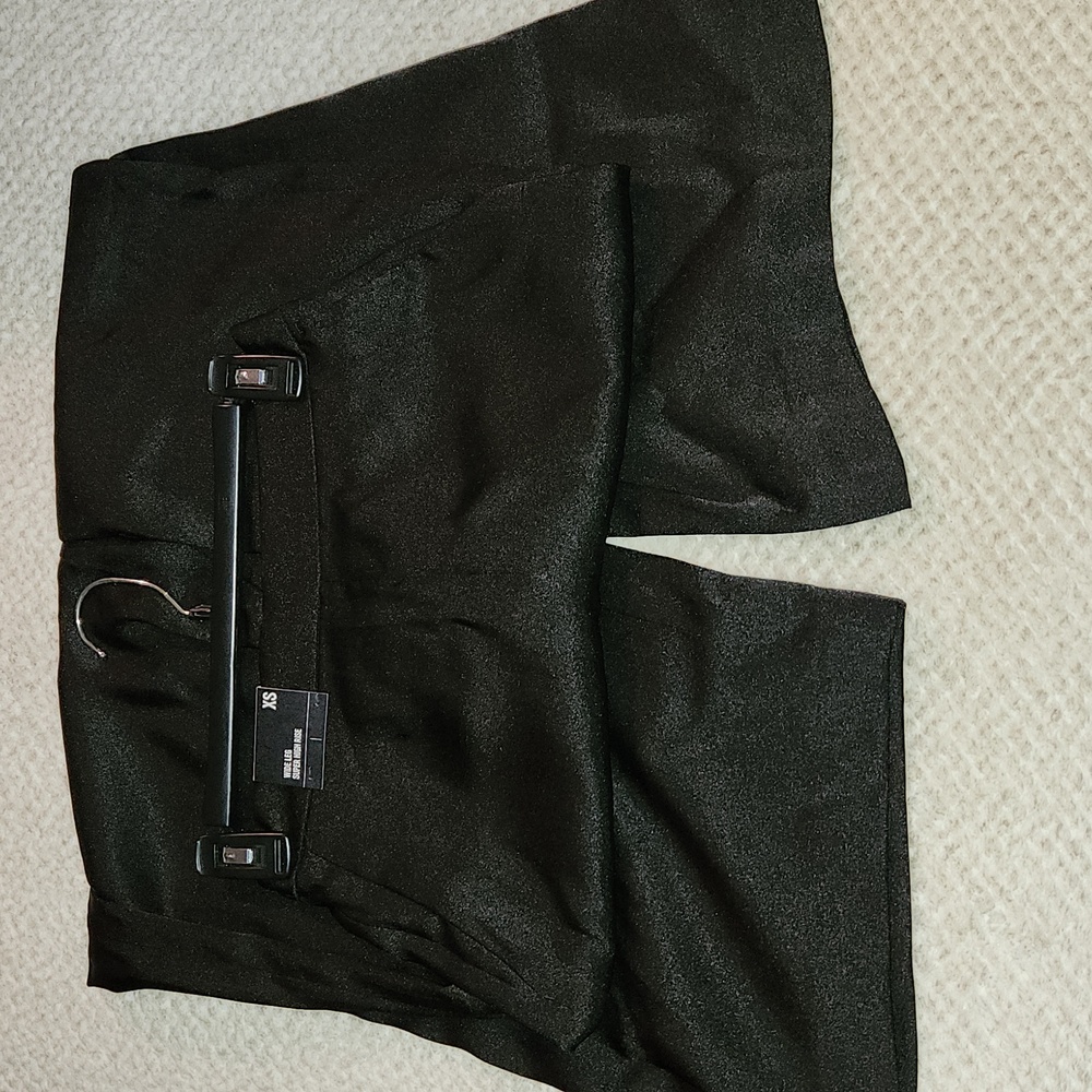 Pants - Picture 2 of 3